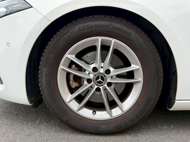 Ａクラス Ａ１８０　スタイル　１０．２５型ディスプレイナビ　レーダーセーフティパッケージ　パークトニック　バックモニター　アクティブパーキングアシスト　ＬＥＤハイパフォーマンスヘッドランプ　シートヒーター　パワーシート　地デジＴＶ（61枚目）