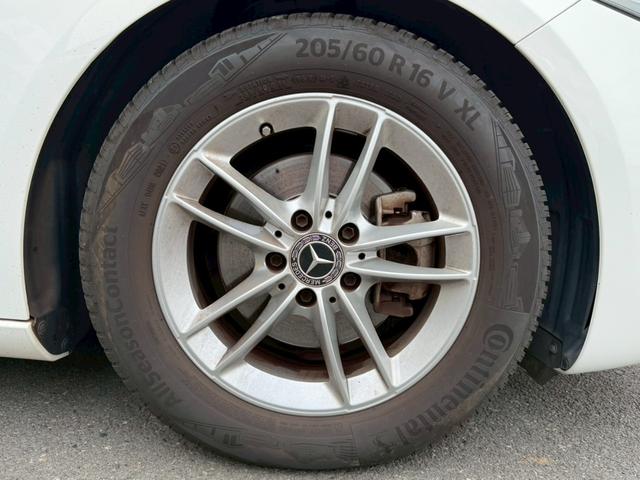 Ａクラス Ａ１８０　スタイル　１０．２５型ディスプレイナビ　レーダーセーフティパッケージ　パークトニック　バックモニター　アクティブパーキングアシスト　ＬＥＤハイパフォーマンスヘッドランプ　シートヒーター　パワーシート　地デジＴＶ（64枚目）