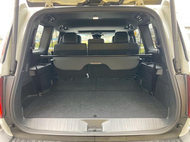 ランドクルーザー250 VX 12.3型ディスプレイオーディオプラスナビ JBLプレミアムサウンド 丸目1眼LEDヘッドランプ ルーフレール パワーバックドア 全方位モニター デジタルインナーミラー サンルーフ レザーシート 禁煙(16枚目)