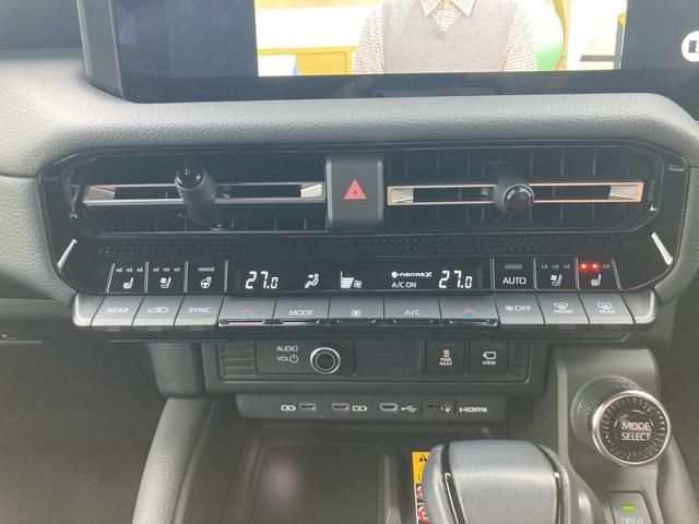 ランドクルーザー250 VX 12.3型ディスプレイオーディオプラスナビ JBLプレミアムサウンド 丸目1眼LEDヘッドランプ ルーフレール パワーバックドア 全方位モニター デジタルインナーミラー サンルーフ レザーシート 禁煙(31枚目)