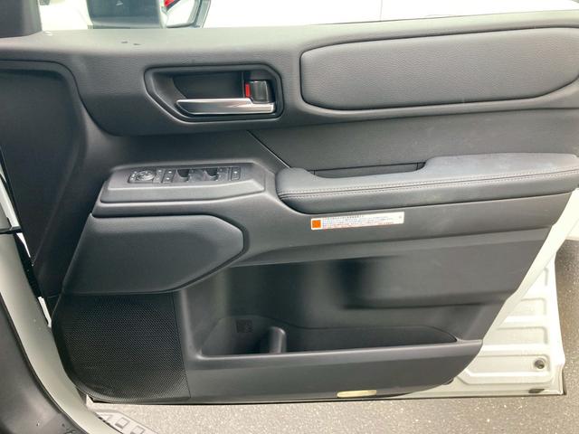 ランドクルーザー250 VX 12.3型ディスプレイオーディオプラスナビ JBLプレミアムサウンド 丸目1眼LEDヘッドランプ ルーフレール パワーバックドア 全方位モニター デジタルインナーミラー サンルーフ レザーシート 禁煙(39枚目)