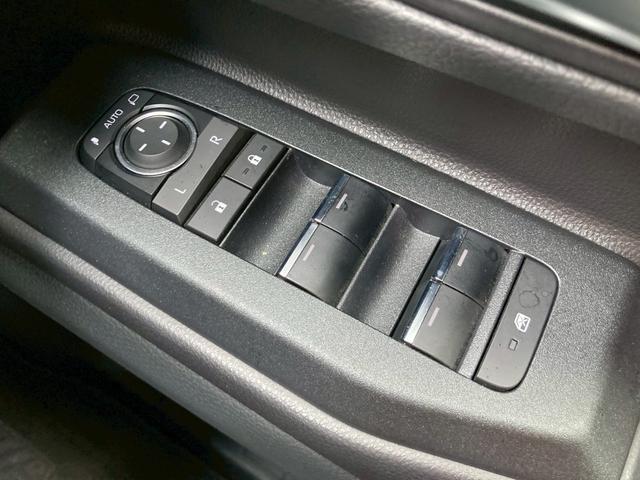 ランドクルーザー250 VX 12.3型ディスプレイオーディオプラスナビ JBLプレミアムサウンド 丸目1眼LEDヘッドランプ ルーフレール パワーバックドア 全方位モニター デジタルインナーミラー サンルーフ レザーシート 禁煙(40枚目)