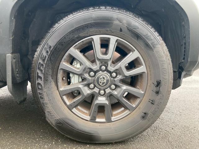 ランドクルーザー250 VX 12.3型ディスプレイオーディオプラスナビ JBLプレミアムサウンド 丸目1眼LEDヘッドランプ ルーフレール パワーバックドア 全方位モニター デジタルインナーミラー サンルーフ レザーシート 禁煙(67枚目)