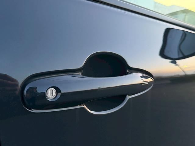 シエンタ ハイブリッドZ 純正ディスプレイオーディオナビ オプション15AW セーフティセンス ハンズフリーパワースライドドア ブラインドスポットモニター Bi-BeamLEDヘッドランプ ETC2.0 バックモニター 禁煙車(55枚目)