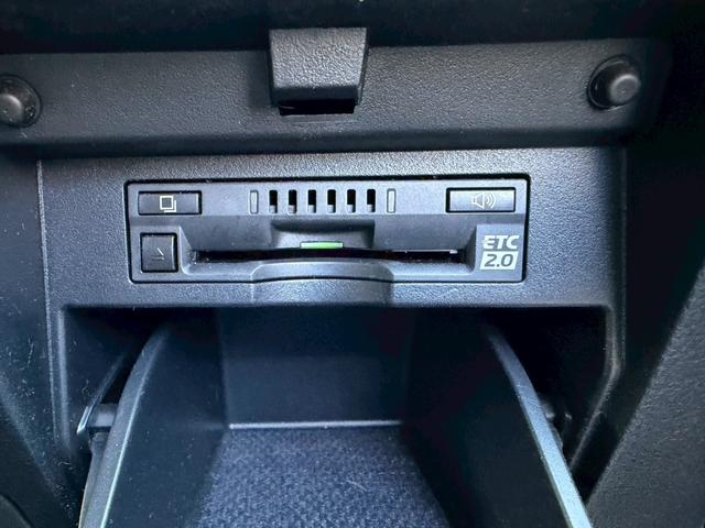 アルファードハイブリッド Ｇ　純正９インチナビ　ツインムーンルーフ　純正フリップダウンモニター　パワーバックドア　レーダークルーズコントロール　プリクラッシュセーフティシステム　インテリジェントクリアランスソナー　バックモニター（48枚目）