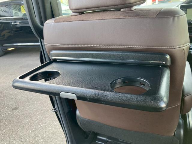 エスクァイア ハイブリッドGi プレミアムパッケージ 純正9インチナビ バックモニター 両側パワースライドドア リアオートエアコン セーフティセンスC インテリジェンスクリアランスソナー クルーズコントロール 地デジTV ETC シートヒーター LED(51枚目)