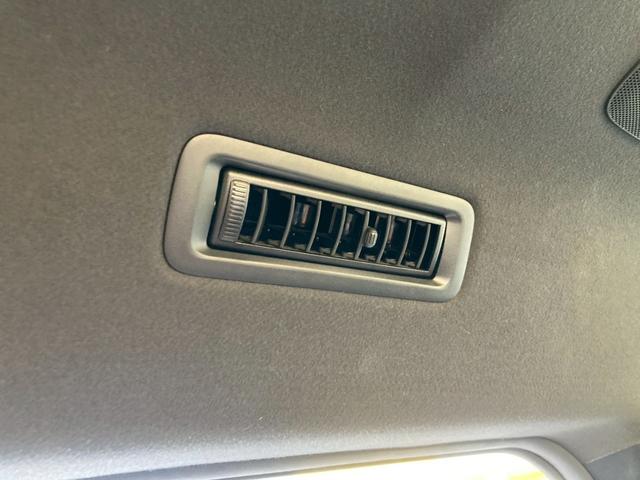 エスクァイア ハイブリッドGi プレミアムパッケージ 純正9インチナビ バックモニター 両側パワースライドドア リアオートエアコン セーフティセンスC インテリジェンスクリアランスソナー クルーズコントロール 地デジTV ETC シートヒーター LED(55枚目)