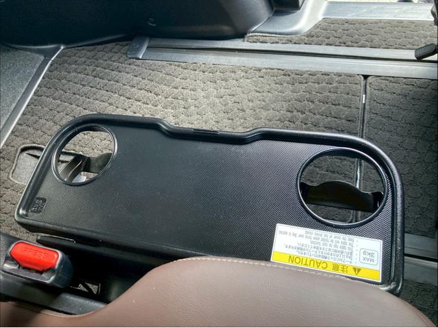 エスクァイア ハイブリッドGi プレミアムパッケージ 純正9インチナビ バックモニター 両側パワースライドドア リアオートエアコン セーフティセンスC インテリジェンスクリアランスソナー クルーズコントロール 地デジTV ETC シートヒーター LED(57枚目)