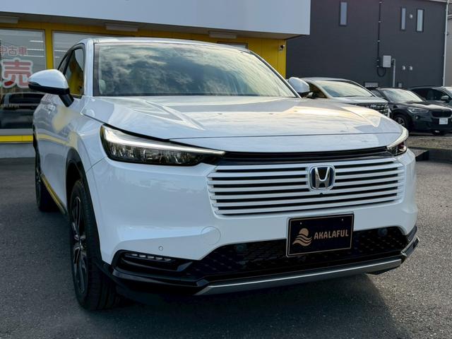 ヴェゼル ｅ：ＨＥＶ　Ｚ　ホンダコネクトディスプレイ（９インチナビ／地デジＴＶ／マルチビューカメラ／ワイヤレス充電器／後退出庫サポート／ハンズフリーホン機能／信号情報活用支援システム）　ホンダセンシング　パワーバックドア（3枚目）