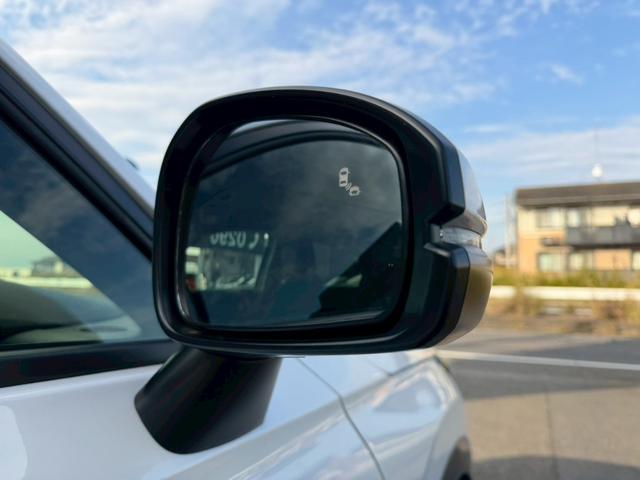 ヴェゼル ｅ：ＨＥＶ　Ｚ　ホンダコネクトディスプレイ（９インチナビ／地デジＴＶ／マルチビューカメラ／ワイヤレス充電器／後退出庫サポート／ハンズフリーホン機能／信号情報活用支援システム）　ホンダセンシング　パワーバックドア（69枚目）