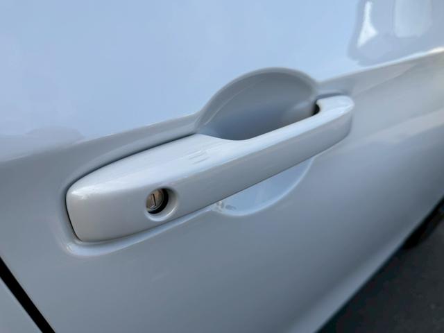 ヴェゼル ｅ：ＨＥＶ　Ｚ　ホンダコネクトディスプレイ（９インチナビ／地デジＴＶ／マルチビューカメラ／ワイヤレス充電器／後退出庫サポート／ハンズフリーホン機能／信号情報活用支援システム）　ホンダセンシング　パワーバックドア（71枚目）