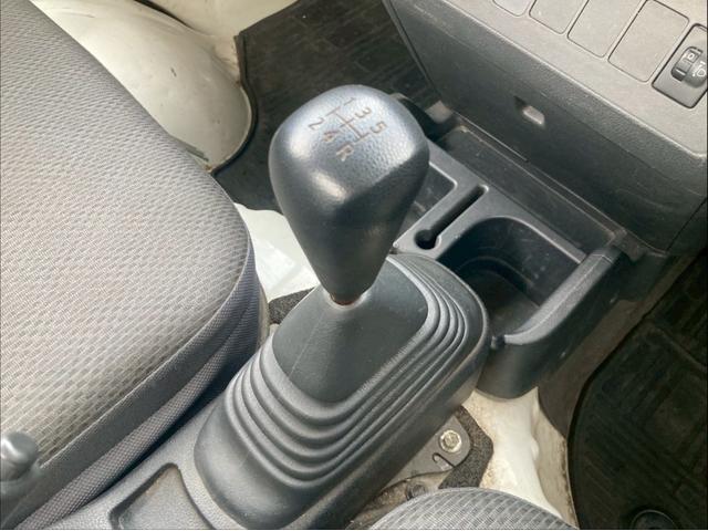 ハイゼットトラック スタンダード　ユーザー買取車　エアコン　荷台ステップ　スペアタイヤ　ＳＲＳエアバック　パワーステアリング　ヘッドライトレベライザー　ＡＭ／ＦＭラジオ　３方開荷台／あゆみ板掛テールゲート　禁煙車　標準ルーフ（25枚目）