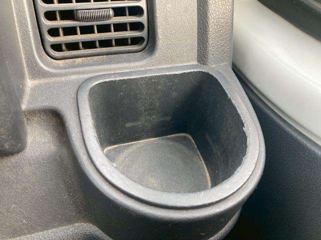 ハイゼットトラック スタンダード　ユーザー買取車　エアコン　荷台ステップ　スペアタイヤ　ＳＲＳエアバック　パワーステアリング　ヘッドライトレベライザー　ＡＭ／ＦＭラジオ　３方開荷台／あゆみ板掛テールゲート　禁煙車　標準ルーフ（30枚目）