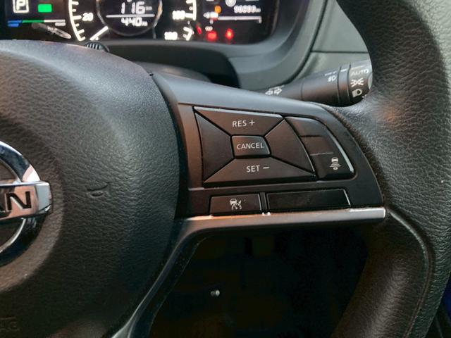 ノート e-パワー X ブラックアロー 純正ナビ インテリジェントアラウンドビューモニター LEDヘッドランプ ヒーター付ドアミラー TV インテリジェントクルーズコントロール ブラックルーフ 純正15AW プッシュスタート オートエアコン(24枚目)