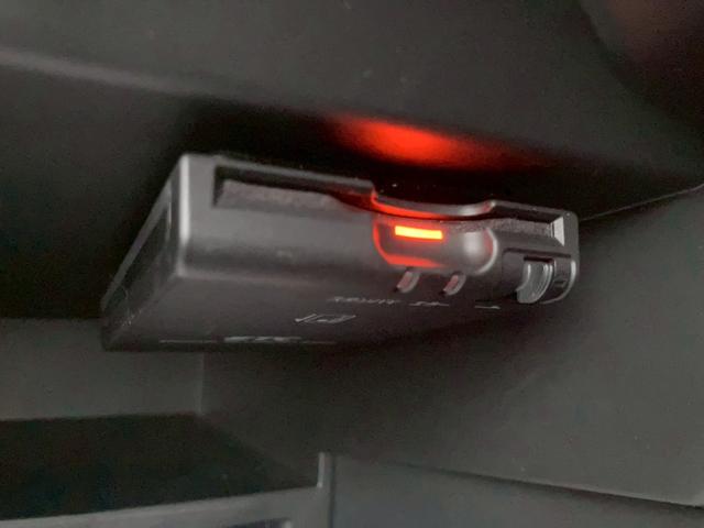 ノート e-パワー X ブラックアロー 純正ナビ インテリジェントアラウンドビューモニター LEDヘッドランプ ヒーター付ドアミラー TV インテリジェントクルーズコントロール ブラックルーフ 純正15AW プッシュスタート オートエアコン(41枚目)