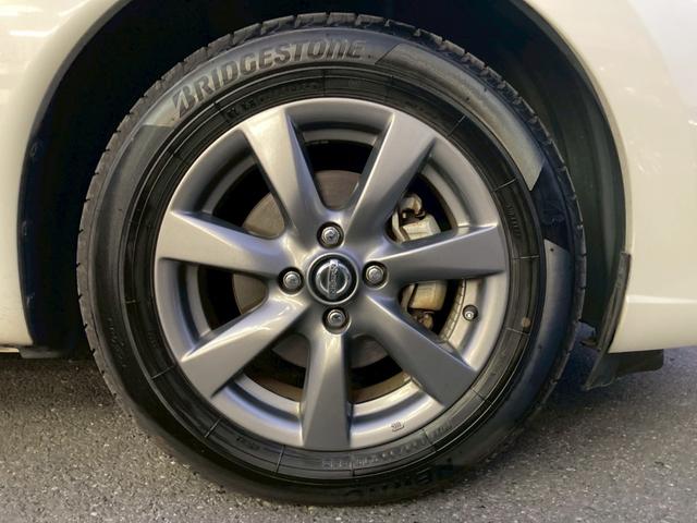 ノート e-パワー X ブラックアロー 純正ナビ インテリジェントアラウンドビューモニター LEDヘッドランプ ヒーター付ドアミラー TV インテリジェントクルーズコントロール ブラックルーフ 純正15AW プッシュスタート オートエアコン(56枚目)