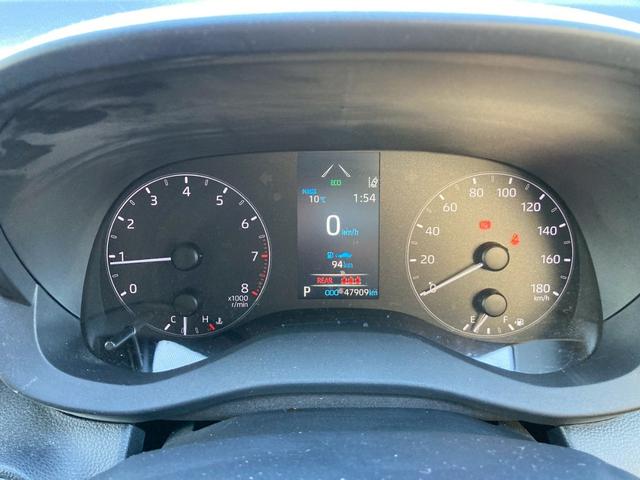 ヤリス Ｘ　純正ディスプレイオーディオ　バックモニター　スマートエントリー　スタートシステム　セーフティセンス　シートリフター　無塗装シフトパネル　バニティミラー　ＬＥＤウィンカー　ＬＥＤリアコンビネーション（18枚目）