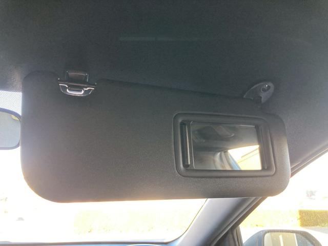 ヤリス Ｘ　純正ディスプレイオーディオ　バックモニター　スマートエントリー　スタートシステム　セーフティセンス　シートリフター　無塗装シフトパネル　バニティミラー　ＬＥＤウィンカー　ＬＥＤリアコンビネーション（42枚目）