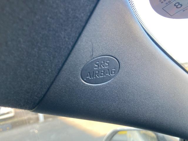 ヤリス Ｘ　純正ディスプレイオーディオ　バックモニター　スマートエントリー　スタートシステム　セーフティセンス　シートリフター　無塗装シフトパネル　バニティミラー　ＬＥＤウィンカー　ＬＥＤリアコンビネーション（44枚目）