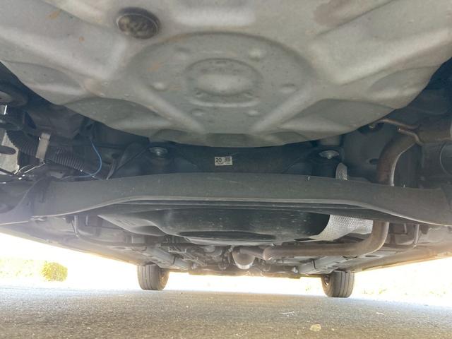 ヤリス Ｘ　純正ディスプレイオーディオ　バックモニター　スマートエントリー　スタートシステム　セーフティセンス　シートリフター　無塗装シフトパネル　バニティミラー　ＬＥＤウィンカー　ＬＥＤリアコンビネーション（52枚目）