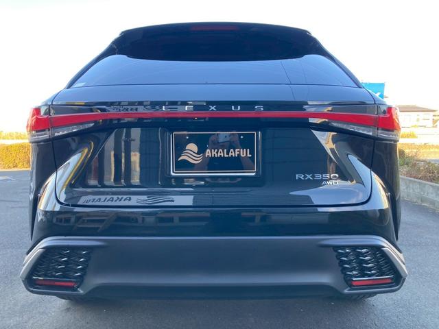 ＲＸ ＲＸ３５０　Ｆスポーツ　１４型メーカーナビ　レクサスチームメイト　パノラマルーフ　オレンジブレーキキャリパー　デジタルインナーミラー　セーフティシステムプラス　ＢＳＭ　３眼フルＬＥＤヘッドランプ　おくだけ充電　ＨＵＤ　全方位（9枚目）