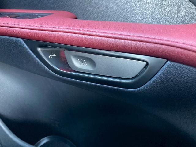 ＲＸ ＲＸ３５０　Ｆスポーツ　１４型メーカーナビ　レクサスチームメイト　パノラマルーフ　オレンジブレーキキャリパー　デジタルインナーミラー　セーフティシステムプラス　ＢＳＭ　３眼フルＬＥＤヘッドランプ　おくだけ充電　ＨＵＤ　全方位（39枚目）