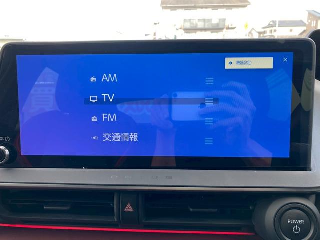 プリウス Ｚ　ＰＨＥＶ　１２．３型ディスプレイナビ　デジタルインナーミラー　トヨタチームメイト　全方位モニター　セーフティセンス　ブラインドスポットモニター　純正１９ＡＷ　パワーバックドア　寒冷地仕様　充電ケーブル（19枚目）