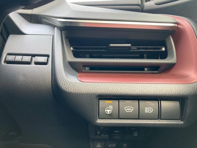 プリウス Ｚ　ＰＨＥＶ　１２．３型ディスプレイナビ　デジタルインナーミラー　トヨタチームメイト　全方位モニター　セーフティセンス　ブラインドスポットモニター　純正１９ＡＷ　パワーバックドア　寒冷地仕様　充電ケーブル（40枚目）