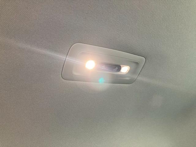 プリウス Ｚ　ＰＨＥＶ　１２．３型ディスプレイナビ　デジタルインナーミラー　トヨタチームメイト　全方位モニター　セーフティセンス　ブラインドスポットモニター　純正１９ＡＷ　パワーバックドア　寒冷地仕様　充電ケーブル（51枚目）