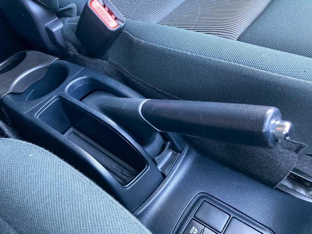 アクア Ｓスタイルブラック　純正ナビ　バックモニター　ＬＥＤヘッドランプパッケージ　セーフティセンス　車検Ｒ７．６月　インテリジェンスクリアランスソナー　地デジＴＶ　プッシュスタート　スマートキー　オートエアコン　オートライト（35枚目）