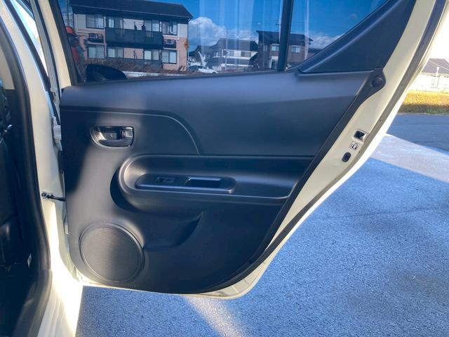 アクア Ｓスタイルブラック　純正ナビ　バックモニター　ＬＥＤヘッドランプパッケージ　セーフティセンス　車検Ｒ７．６月　インテリジェンスクリアランスソナー　地デジＴＶ　プッシュスタート　スマートキー　オートエアコン　オートライト（48枚目）