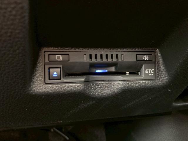 ヤリスクロス ハイブリッドG 純正ディスプレイオーディオ(ナビ機能有) モデリスタエアロ(F・S・R) パノラミックビューモニター セーフティセンス パーキングサポートブレーキ プッシュスタート AC100V 純正AW 禁煙車(40枚目)