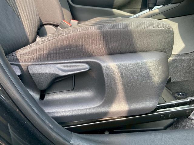 ヤリスクロス ハイブリッドG 純正ディスプレイオーディオ(ナビ機能有) モデリスタエアロ(F・S・R) パノラミックビューモニター セーフティセンス パーキングサポートブレーキ プッシュスタート AC100V 純正AW 禁煙車(47枚目)