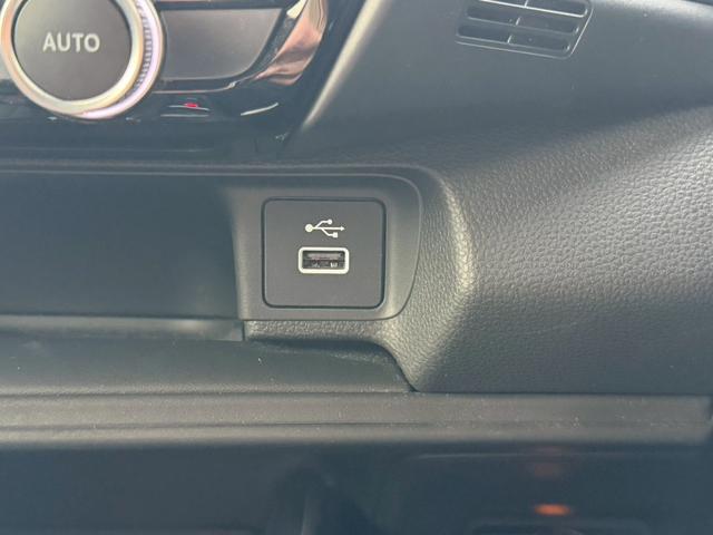 ヴェゼル e:HEV X 純正9型ナビ(コネクトディスプレイ) ホンダセンシング バックモニター ワイヤレス充電器 フルLEDヘッドランプ ナビ装着用SPパッケージ 地デジTV ステアリングスイッチ ETC2.0(24枚目)