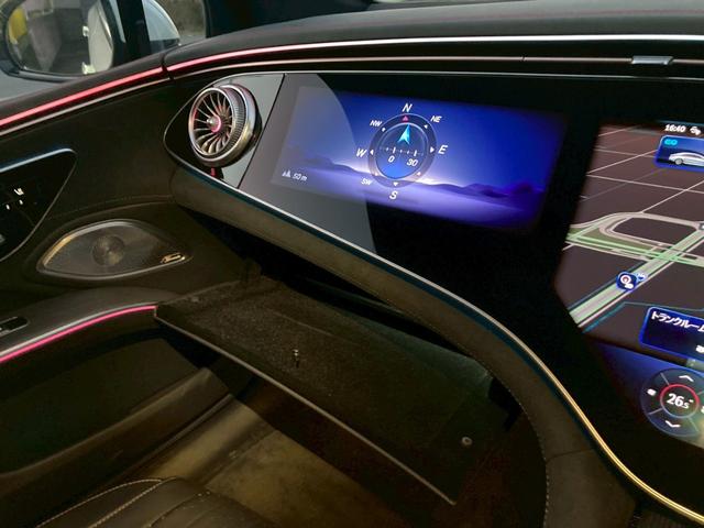 何とデジタルインテリア！リアコンフォート！リアエンターテインメント！エクスクルーシブパッケージの総額２００万のオプション付きです！この安心価格では中々出ない車両です！早い者勝ちの１台です！全国対応可能