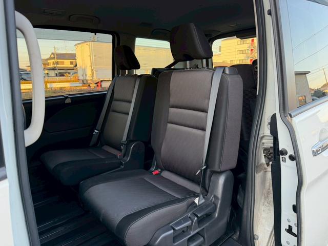 セレナ ハイウェイスターV 純正10インチナビ セーフティパックA 純正フリップダウンモニター リアオートエアコン プロパイロット ハンズフリー両側パワースライドドア クルーズコントロール 地デジTV 純正16AW DVD再生(13枚目)