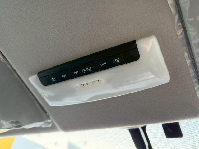 セレナ ハイウェイスターV 純正10インチナビ セーフティパックA 純正フリップダウンモニター リアオートエアコン プロパイロット ハンズフリー両側パワースライドドア クルーズコントロール 地デジTV 純正16AW DVD再生(36枚目)