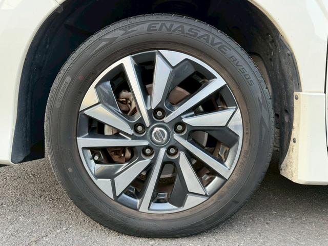 セレナ ハイウェイスターV 純正10インチナビ セーフティパックA 純正フリップダウンモニター リアオートエアコン プロパイロット ハンズフリー両側パワースライドドア クルーズコントロール 地デジTV 純正16AW DVD再生(62枚目)