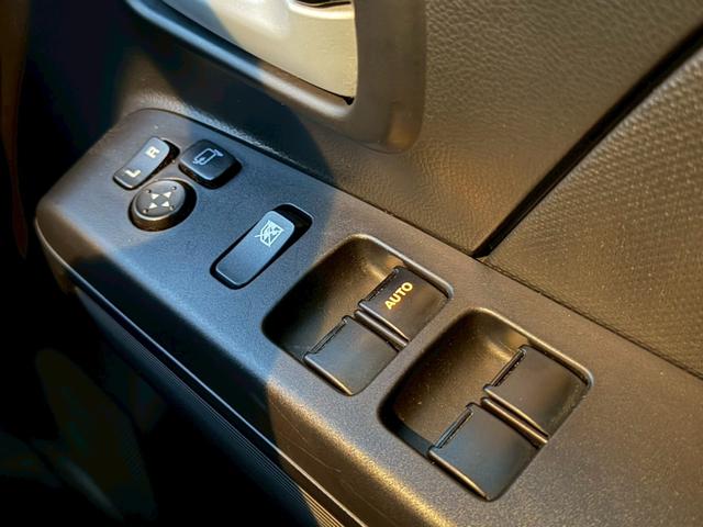 ワゴンR ハイブリッドFZ ナビ バックモニター TV LEDヘッドランプ 純正14AW シートヒーター オートエアコン オートライト プッシュスタート シートリフター 革巻きステアリング チルトステアリング 禁煙車 DVD再生(30枚目)