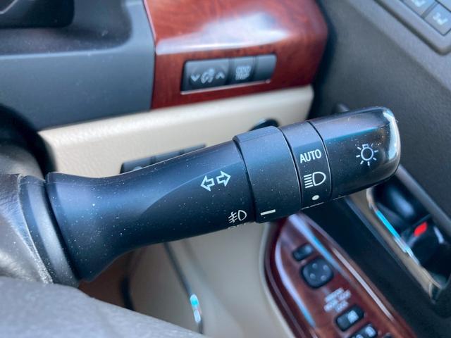 アルファード 350G 純ナビ エアロ(F・S・R) 9型フリップダウンモニター ツインサンルーフ 車検R9.8月 バックモニター TV 両側パワースライドドア HIDヘッドランプ パワーシート AME19AW ISOFIX(27枚目)