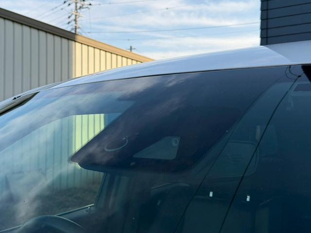 ジープ・グランドチェロキー リミテッド　純正ナビ　レザーシート　シートヒーター　バックモニター　アダプティブクルーズコントロール　アドバンストブレーキアシスト　パワーバックドア　ステアリングヒーター　ＴＶ　電動チルト　ルーフレール　禁煙車（58枚目）