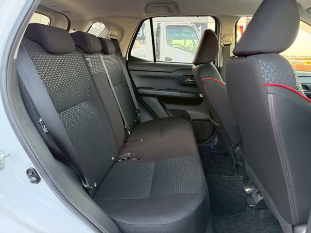 ライズ Ｚ　モデリスタエアロ（Ｆ・Ｓ・Ｒ）純正９インチナビ　全方位モニター　ブラインドスポットモニター　アダプティブクルーズコントロール　ＬＥＤヘッドランプ（シーケンシャル）　純正１７ＡＷ　シートヒーター　禁煙車（11枚目）