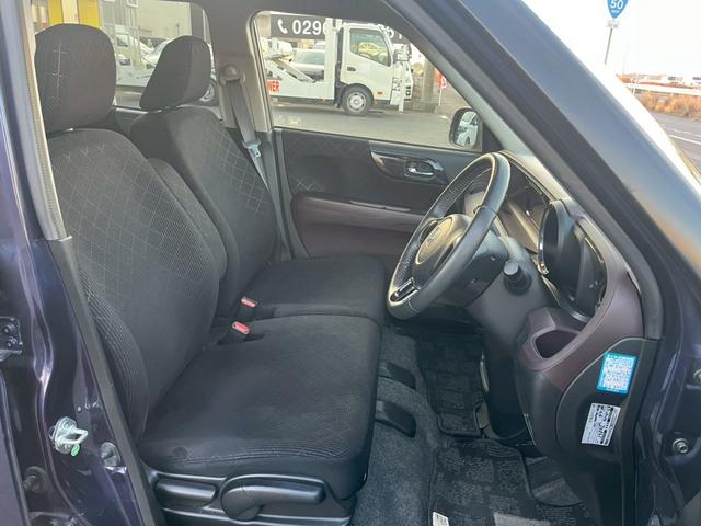 N-ONE プレミアム・Lパッケージ 純正ディスプレイオーディオ (スマートフォン連携) HIDヘッドランプ スマートキー SRSエアバック ドライブレコーダー オートエアコン 純正14AW アイドリングストップシステム 革巻きステア(10枚目)