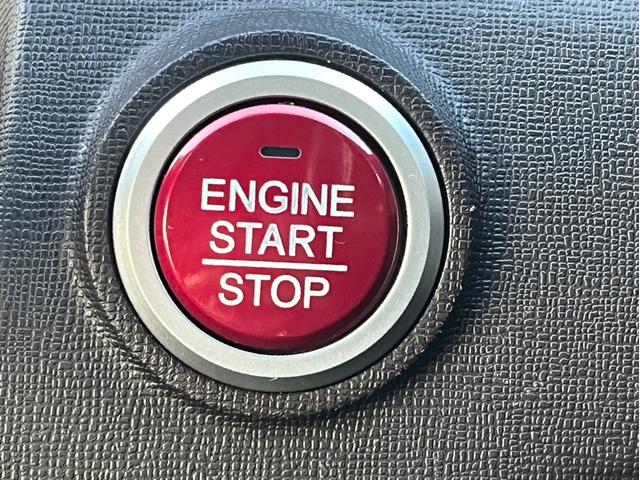 N-ONE プレミアム・Lパッケージ 純正ディスプレイオーディオ (スマートフォン連携) HIDヘッドランプ スマートキー SRSエアバック ドライブレコーダー オートエアコン 純正14AW アイドリングストップシステム 革巻きステア(23枚目)