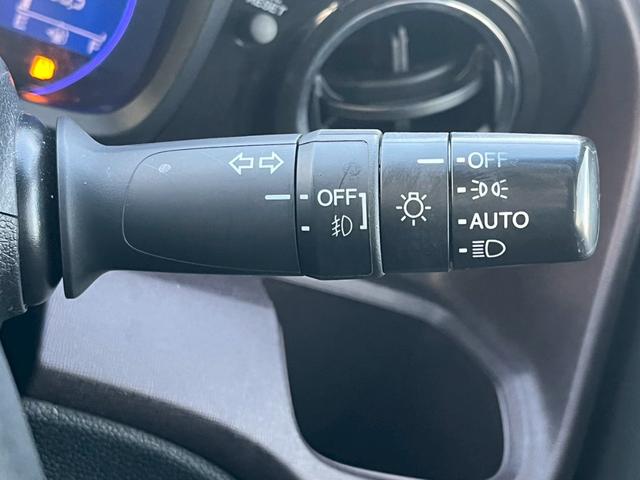 N-ONE プレミアム・Lパッケージ 純正ディスプレイオーディオ (スマートフォン連携) HIDヘッドランプ スマートキー SRSエアバック ドライブレコーダー オートエアコン 純正14AW アイドリングストップシステム 革巻きステア(27枚目)