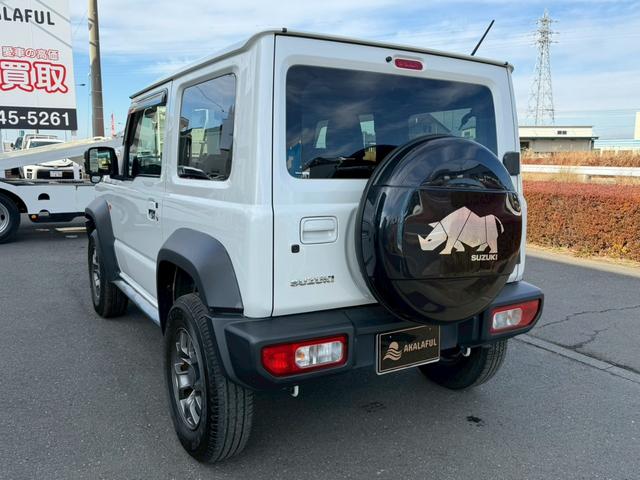 ジムニーシエラ ＪＣ　ナビ　バックモニター　ＴＶ　シートヒーター　背面タイヤ　セーフティサポート　クルーズコントロール　ＬＥＤヘッドランプ　オートライト　純正１５ＡＷ　プッシュスタート　純正シートカバー　禁煙車　バイザー（8枚目）