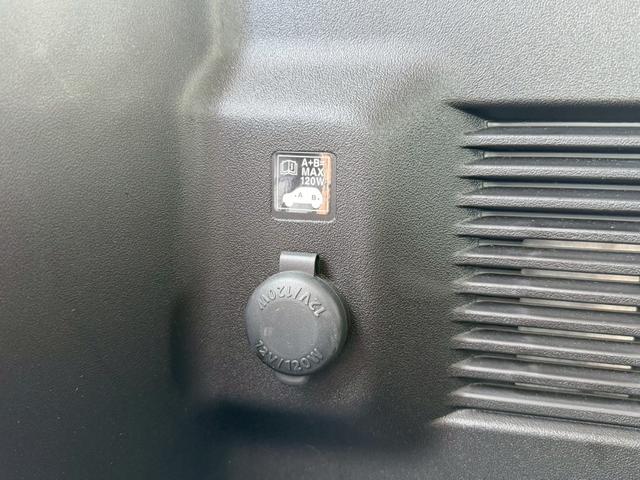 ジムニーシエラ ＪＣ　ナビ　バックモニター　ＴＶ　シートヒーター　背面タイヤ　セーフティサポート　クルーズコントロール　ＬＥＤヘッドランプ　オートライト　純正１５ＡＷ　プッシュスタート　純正シートカバー　禁煙車　バイザー（41枚目）