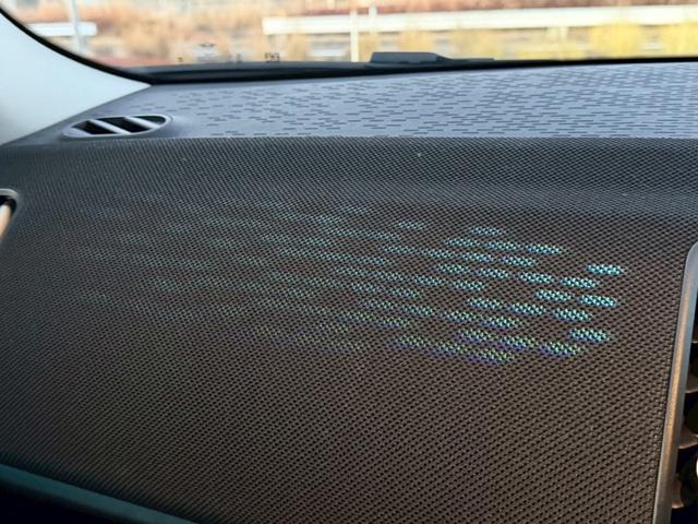 ＭＩＮＩ カントリーマンＤ　クラシック・トリム　純正ナビ　Ｍパッケージ（ｈａｒｍａｋａｒｄｏｎスピーカー／アクティブシート／メモリー付きパワーシート／インテリアカメラ／プライバシーガラス）　ブラインドスポットモニター　ルーフレール　純正１８ＡＷ（29枚目）