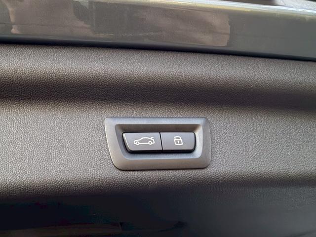 ＭＩＮＩ カントリーマンＤ　クラシック・トリム　純正ナビ　Ｍパッケージ（ｈａｒｍａｋａｒｄｏｎスピーカー／アクティブシート／メモリー付きパワーシート／インテリアカメラ／プライバシーガラス）　ブラインドスポットモニター　ルーフレール　純正１８ＡＷ（47枚目）