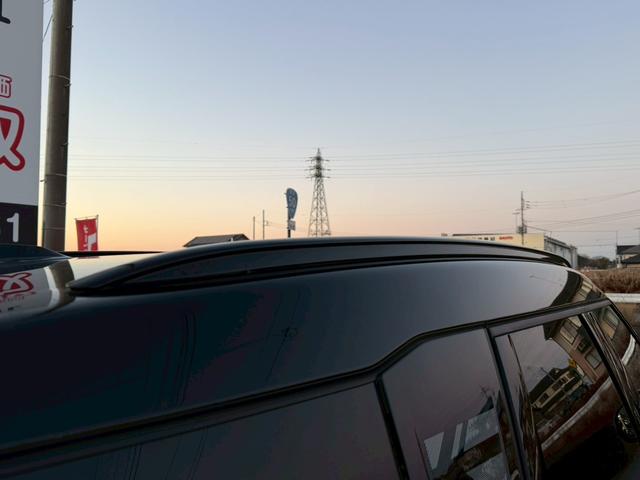 ＭＩＮＩ カントリーマンＤ　クラシック・トリム　純正ナビ　Ｍパッケージ（ｈａｒｍａｋａｒｄｏｎスピーカー／アクティブシート／メモリー付きパワーシート／インテリアカメラ／プライバシーガラス）　ブラインドスポットモニター　ルーフレール　純正１８ＡＷ（55枚目）